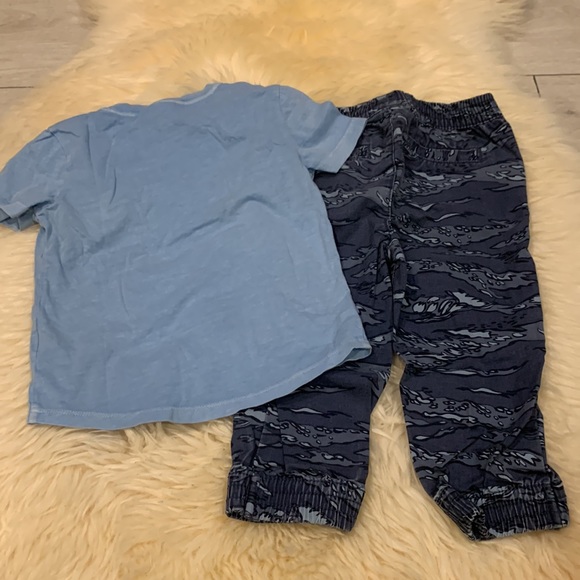 Lucky Brand & Carter’s Long-Sleeve and Short Tees with Blue Joe Fresh Pants 18M - Picture 14 of 15
